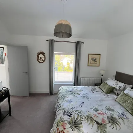 Lavally House 3*